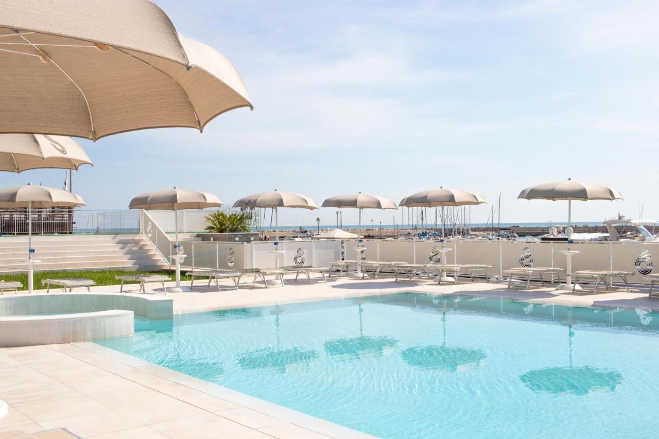 Hotel Scogliera 누마나 외부 사진