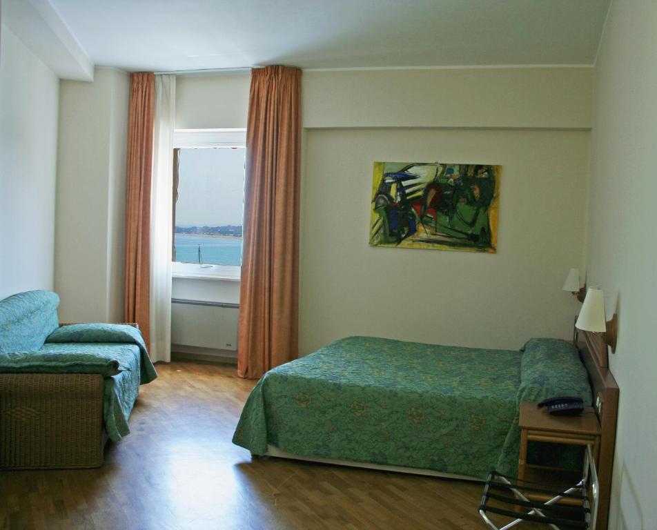 Hotel Scogliera 누마나 객실 사진